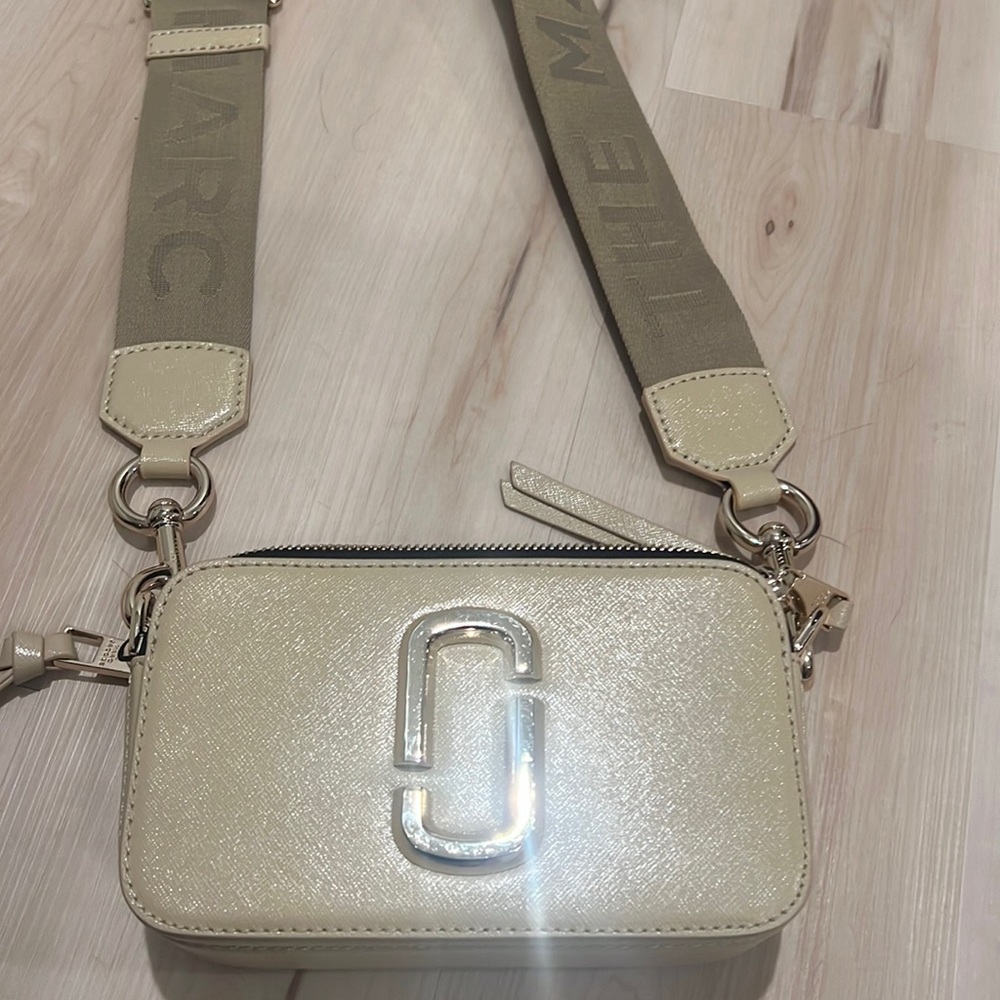 Marc Jacob snapshot Cream